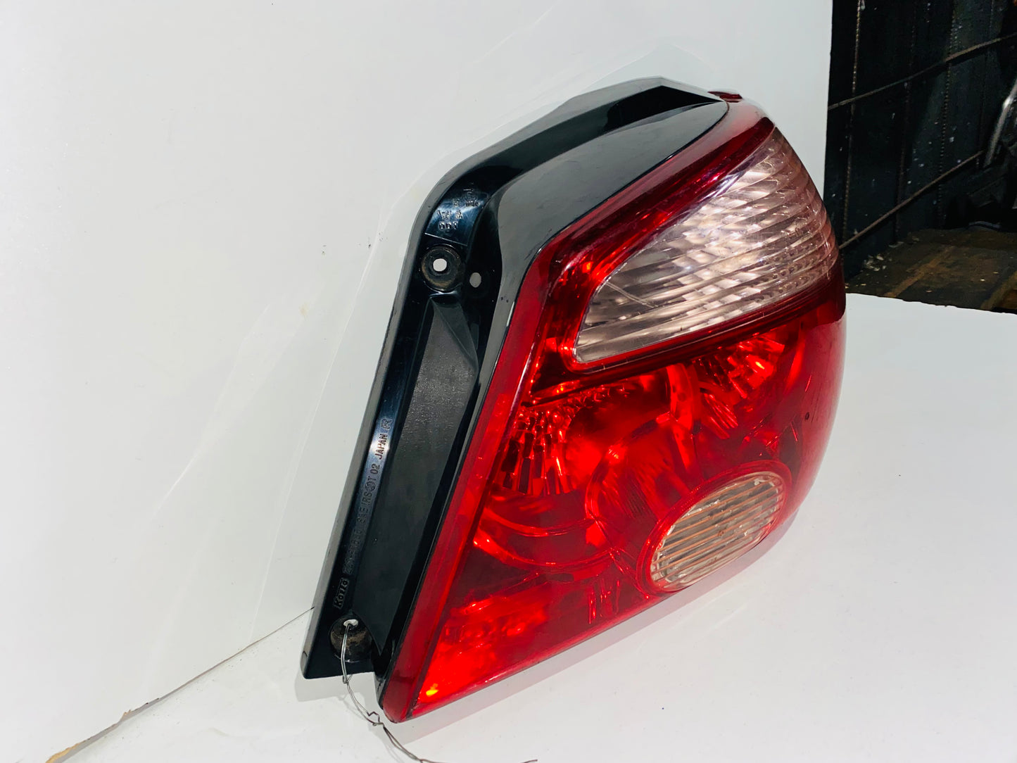 STOP DERECHO PARA MITSUBISHI OUTLANDER (2005-2006)