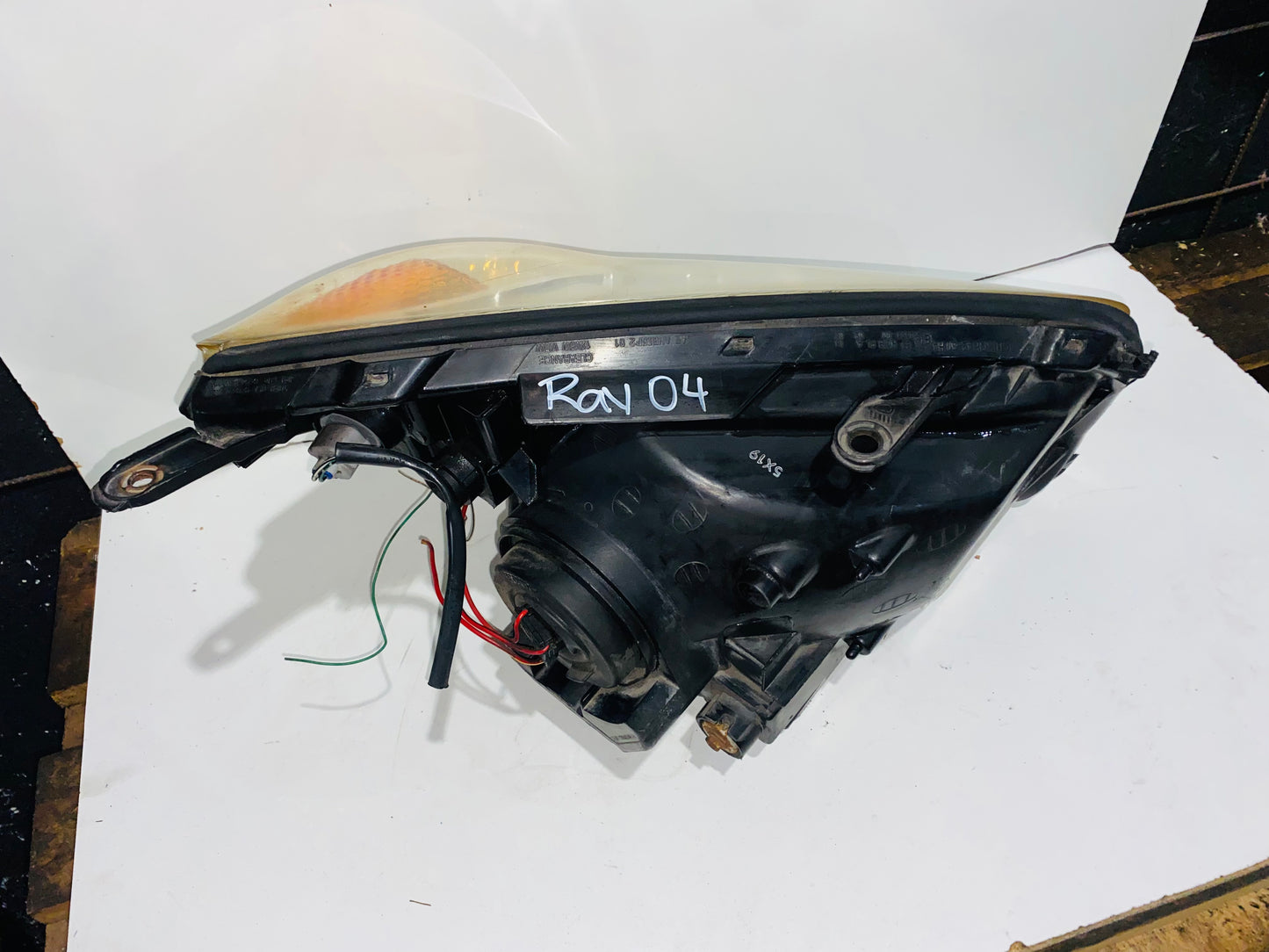 SILVIN IZQUIERDO PARA TOYOTA RAV4 (2004-2005)