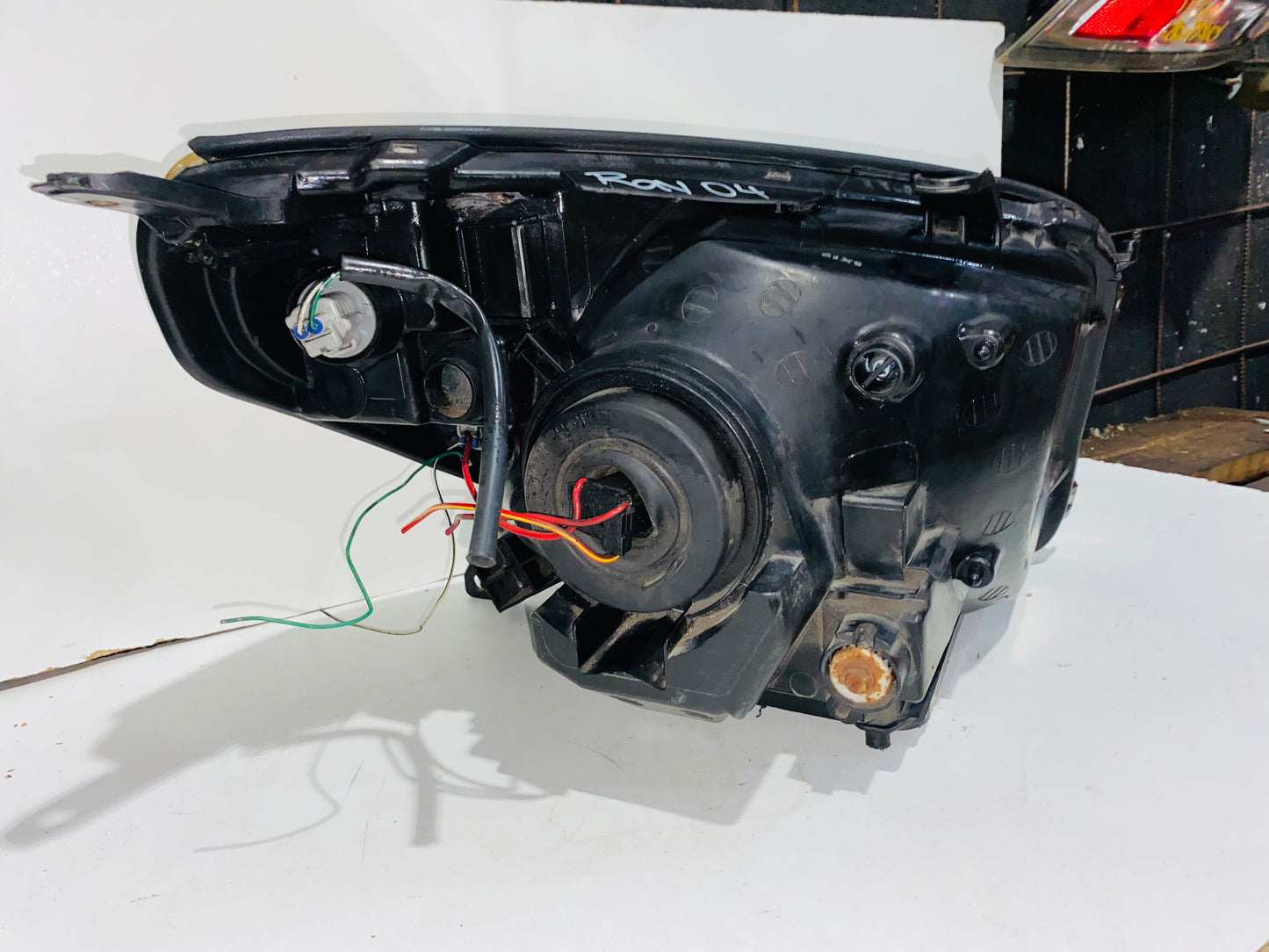 SILVIN IZQUIERDO PARA TOYOTA RAV4 (2004-2005)