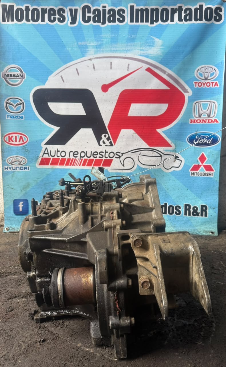 CAJA AUTOMATICA 4G69  MITSUBISHI OUTLANDER 2004 2.4 OUT04C2302