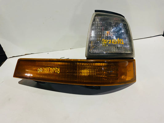 PIDE VÍAS IZQUIERDO PARA FORD RANGER (1998-2000)