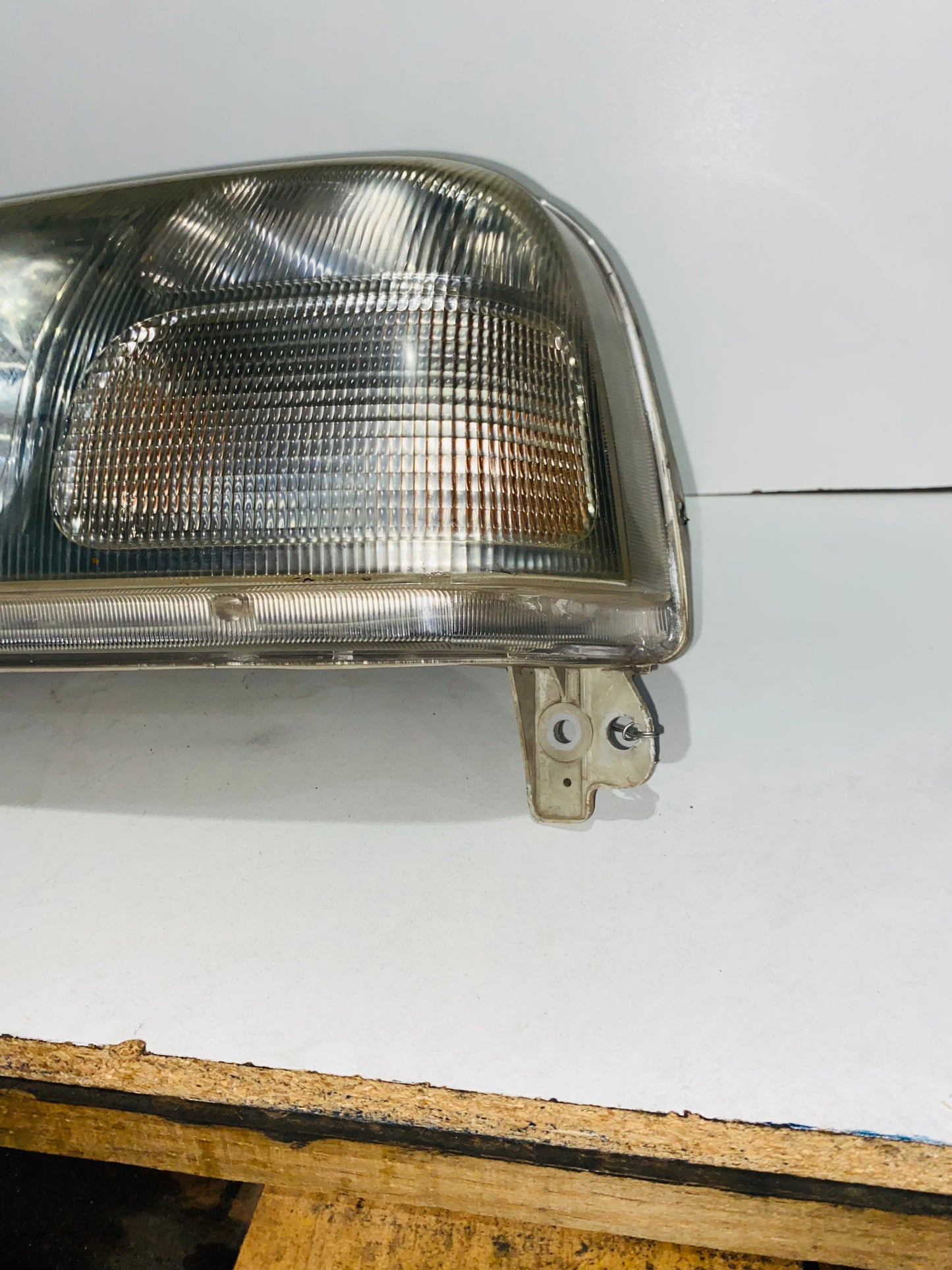 SILVIN IZQUIERDO PARA SUZUKI GRAND VITARA (1999-2003)