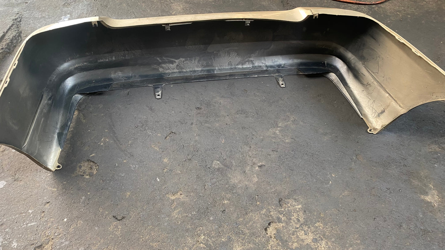 BUMPER TRASERO TOYOTA COROLLA 2007