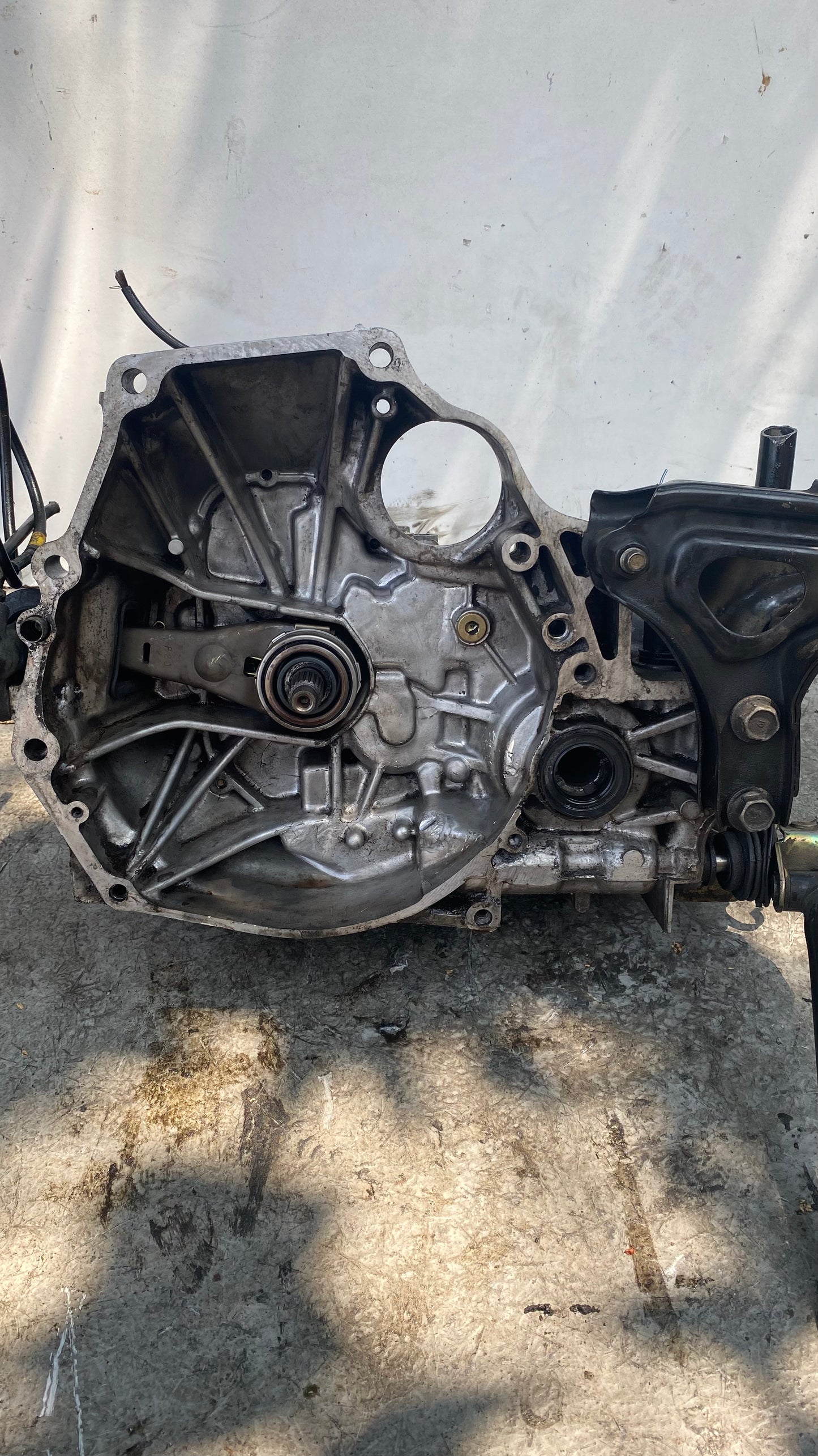 CAJA HONDA CIVIC D16Y5 1998