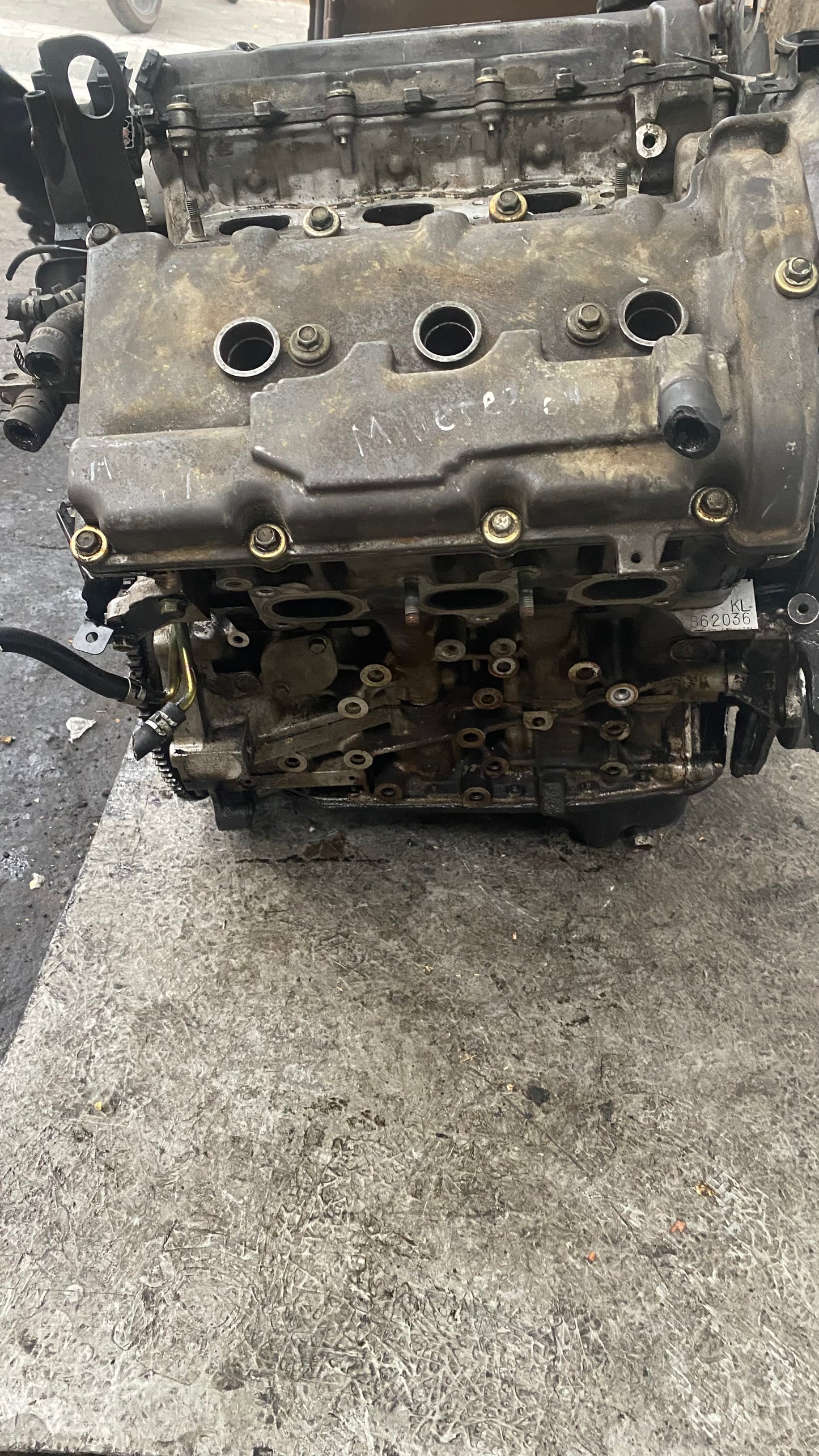 MOTOR MAZDA MILLENEA 2004