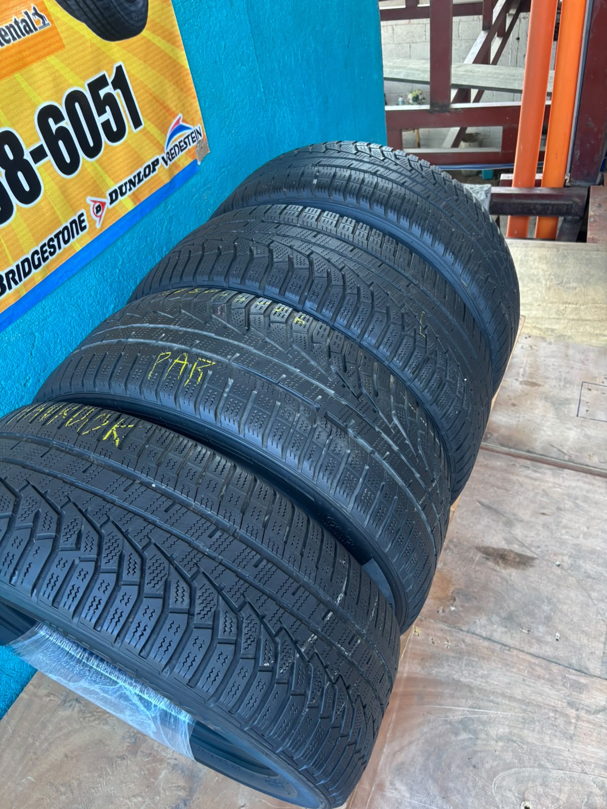 JUEGO DE LLANTAS 215/55/16 HANKOOK
