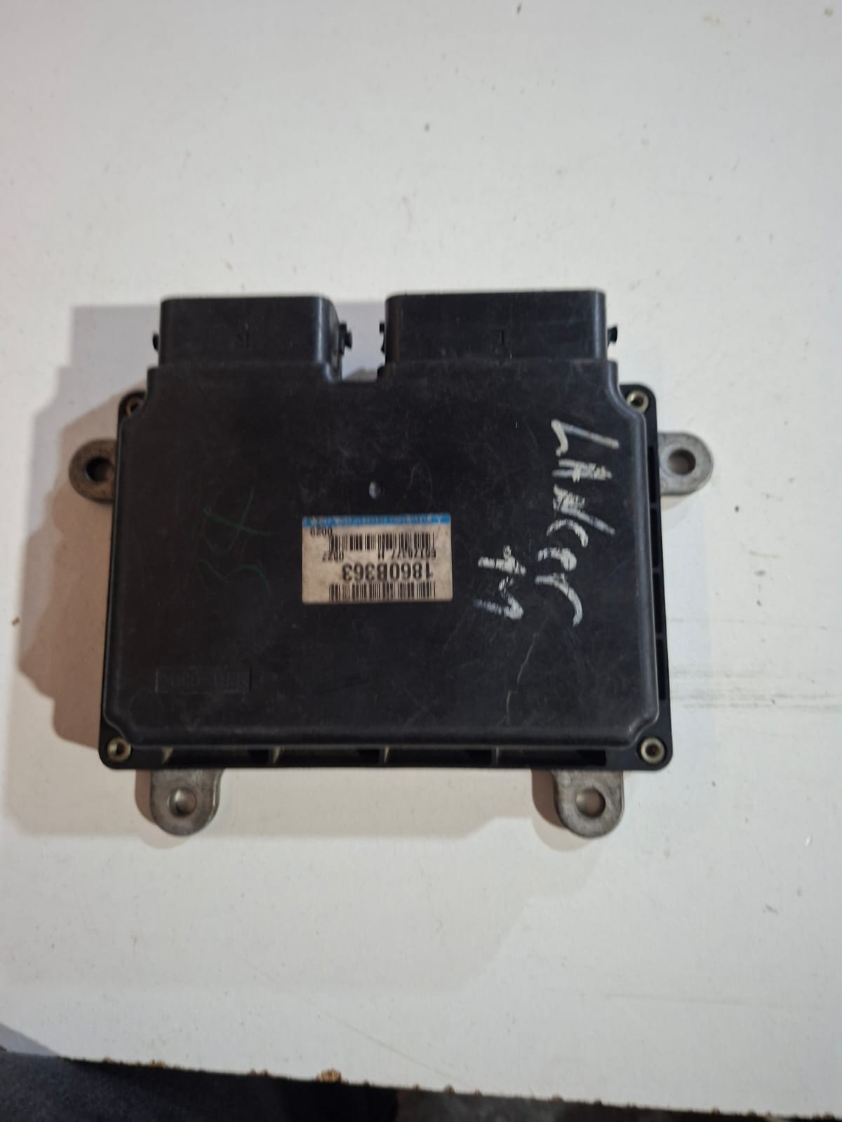 COMPUTADORA MITSUBISHI LANCER 2011 1860B363
