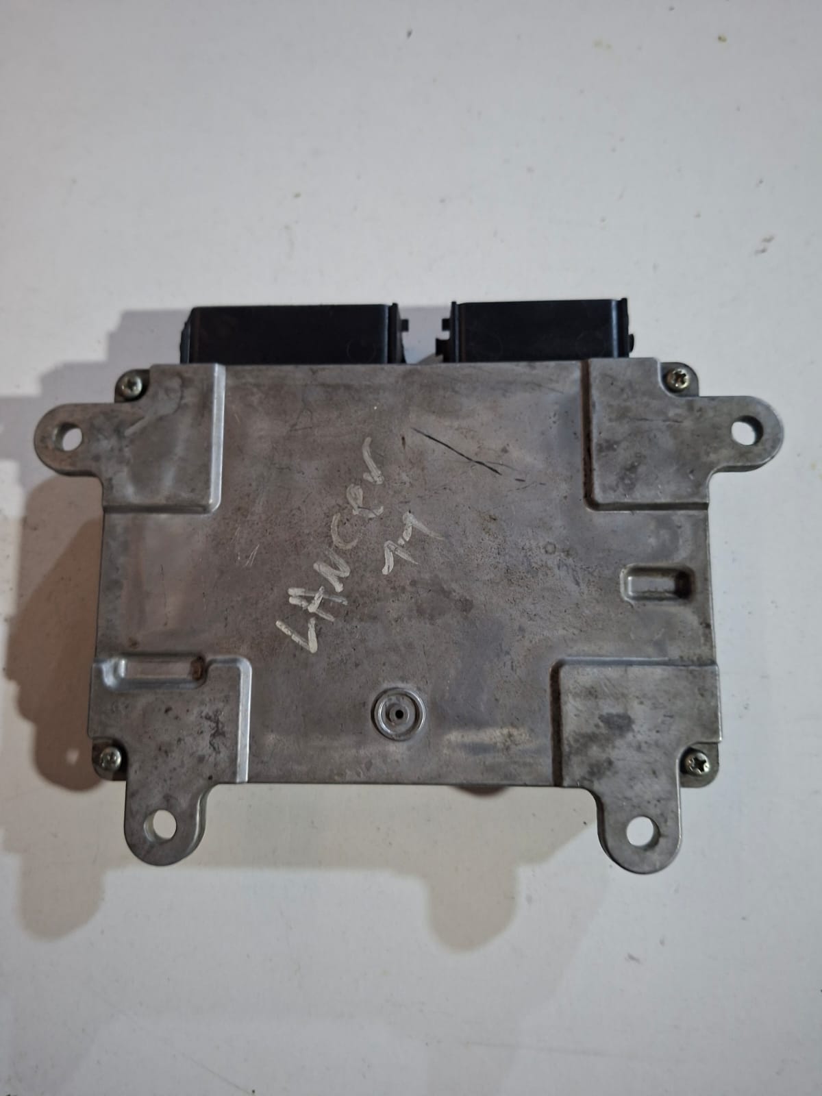 COMPUTADORA MITSUBISHI LANCER 2011 1860B363