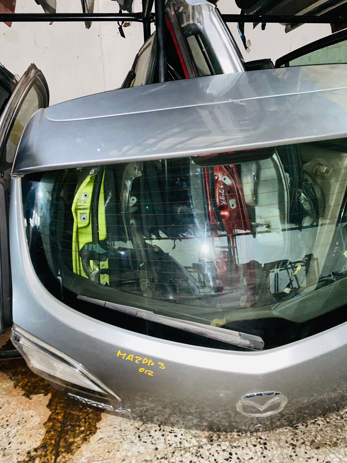 COMPUERTA DE MAZDA 3 2010-2013