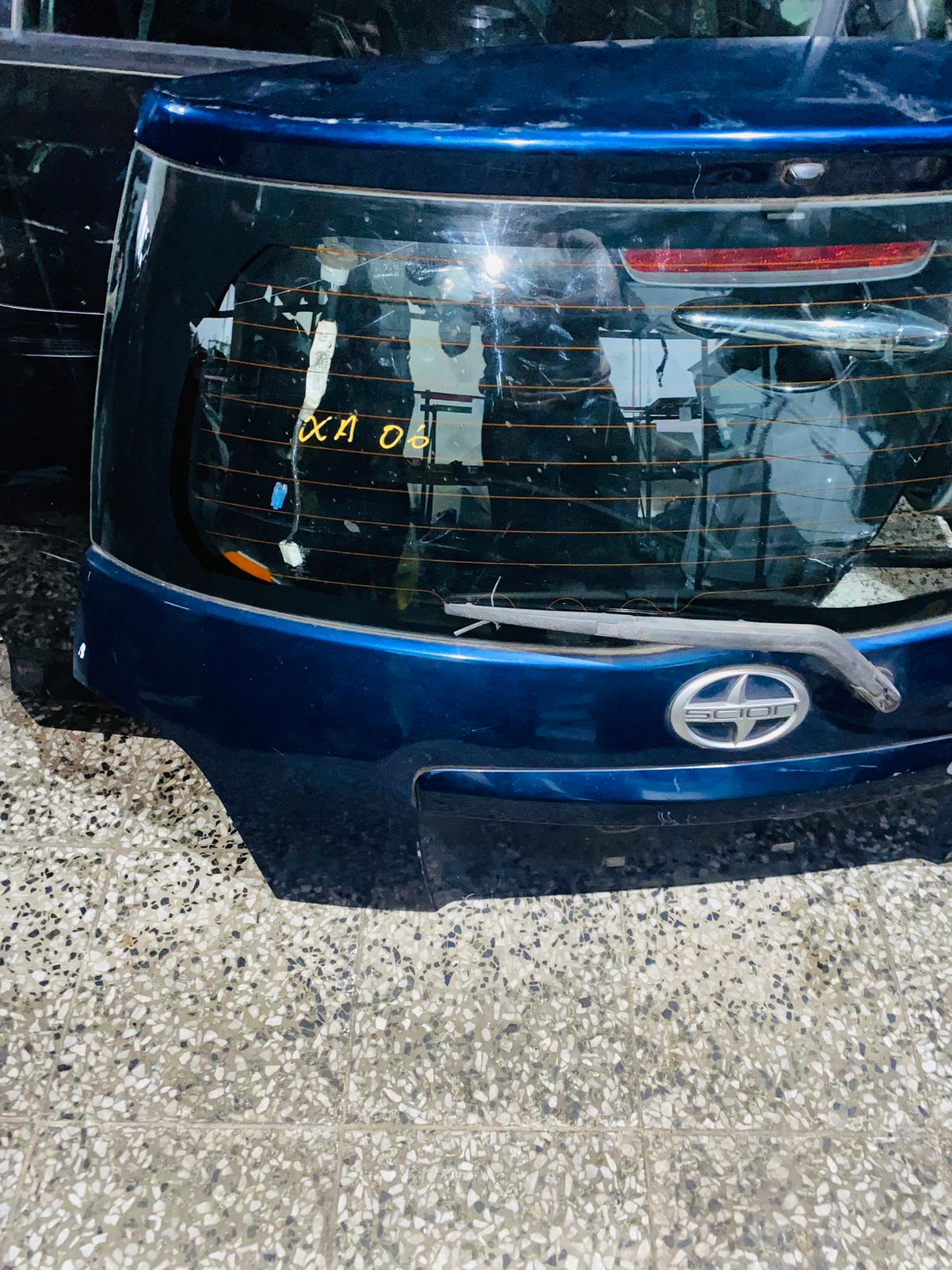 COMPUERTA DE SCION 2004-2006