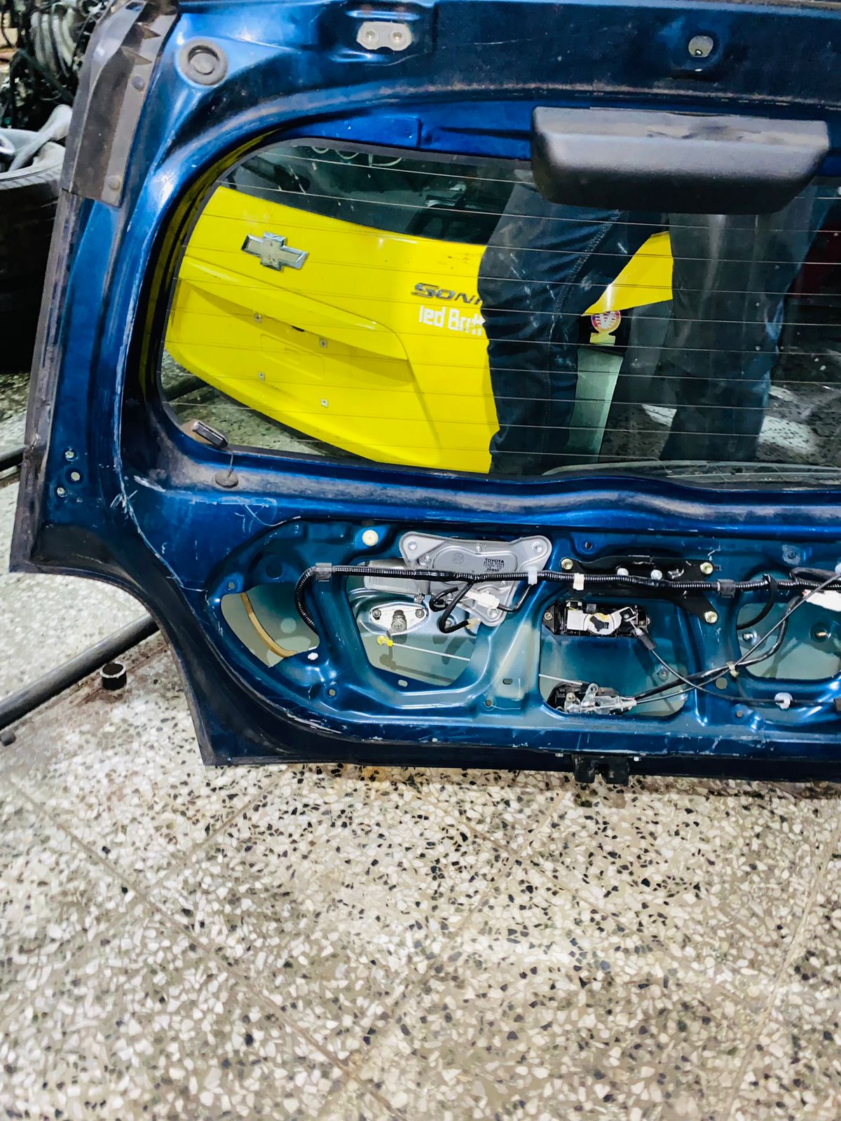 COMPUERTA DE SCION 2004-2006