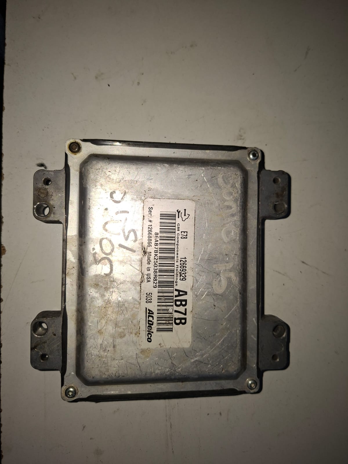 COMPUTADORA CHEVROLET SONIC 2015 AB7B E78 12669329
