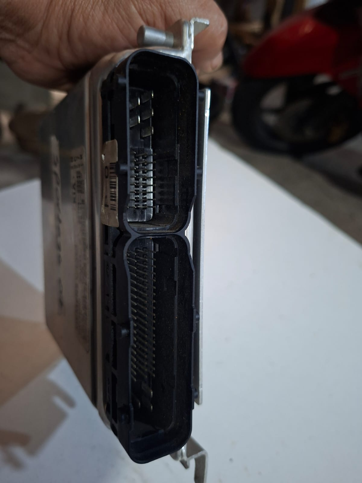 COMPUTADORA KIA SPORTAGE 2007 X65 39104-23242